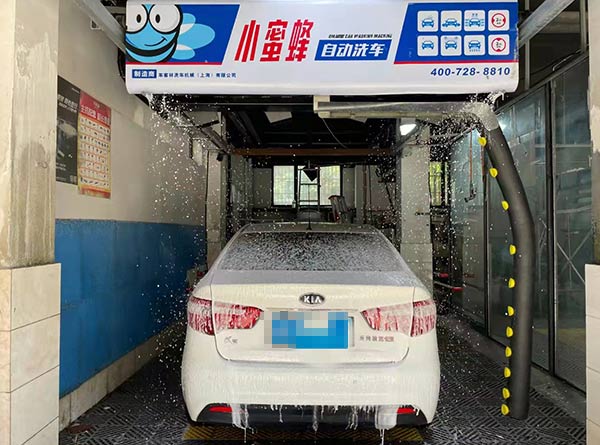 武漢東風汽車一廠、二廠洗車機
